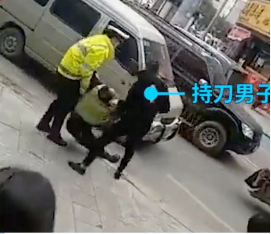  罗马核心伤退遭遇三轮不胜  